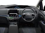Toyota Estima Hybrid Aeras 2012 года